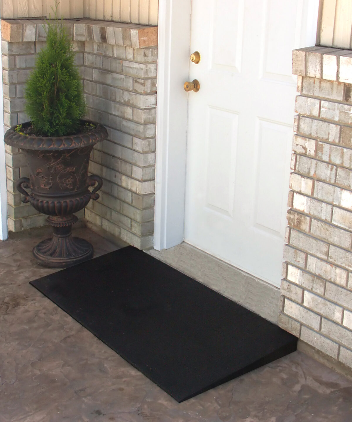 Black Transitions angled entry mat for entry